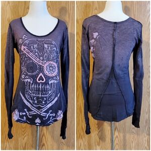 Buckle Velvet Stone skull top